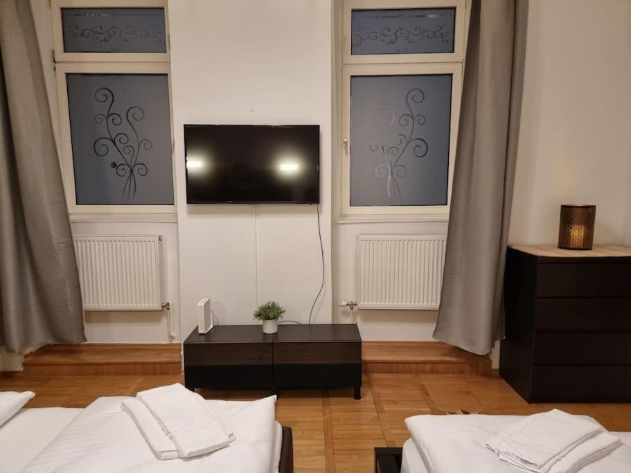Sissi Royal Suite - Inner City 4 Bedroom Apartment Viyana Dış mekan fotoğraf